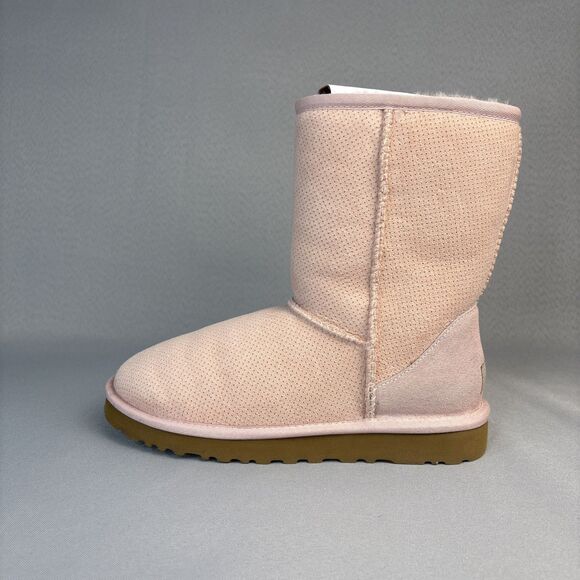 Women's UGG Boots Classic Short Baby Pink Perforated Sz 7 Festival Boho Rare! - Picture 4 of 16